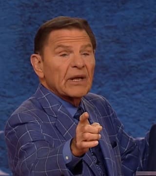 Kenneth Copeland - Faith Is the Connector to Miraculous Healing