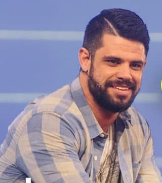 Steven Furtick - Learning To Thank God In Every Season