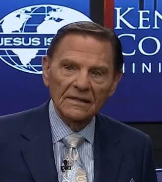 Kenneth Copeland - God's Blood Covenant With You
