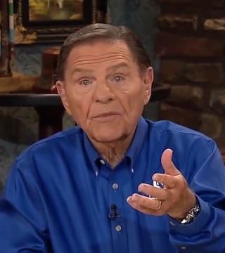 Kenneth Copeland - A Covenant of BLESSING