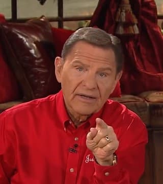 kenneth copeland prayer for finances