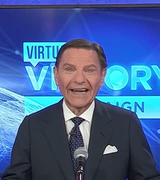Kenneth Copeland - Are You Walking by Faith or by Sight?