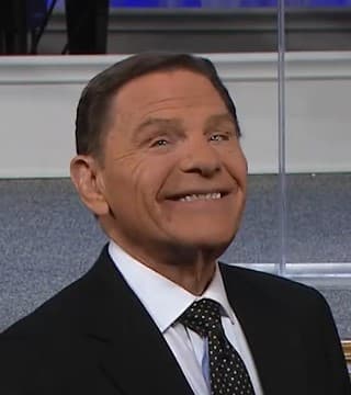 Kenneth Copeland - The Love Covenant Will Fight For You