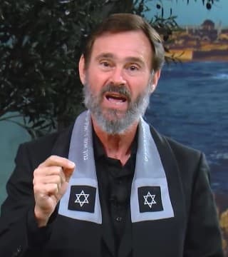 Rabbi Schneider - God Among Us