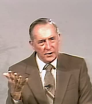 Derek Prince - The Spiritual Armor Does Not Grow On You