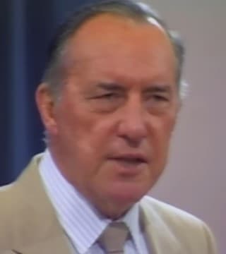 Derek Prince - There May Be A Curse In Your Family If These Things Happen To You