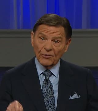 Kenneth Copeland - Faith Prepares for What It Expects