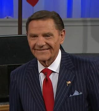 Kenneth Copeland - Faith Has Steppingstones to Victory