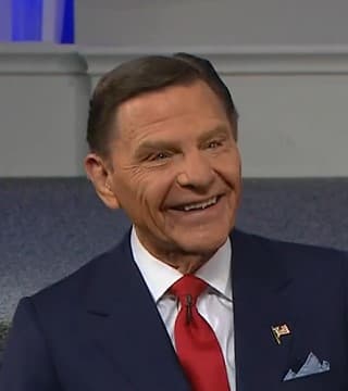 Kenneth Copeland - Call Yourself Well