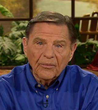 Kenneth Copeland - Faith Always Prepares for What It Expects
