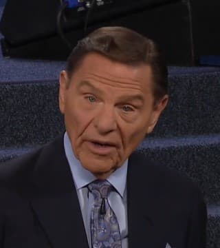 Kenneth Copeland - The Greatness of Jesus' Name
