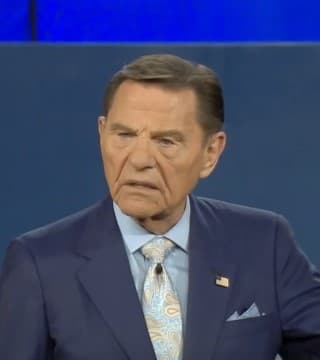 Kenneth Copeland - The Kingdom of Love