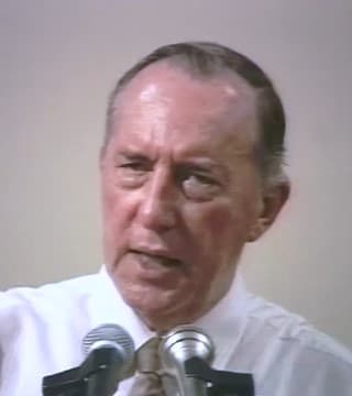 Derek Prince - Don't Let The Bread Of God's Word Get Dry