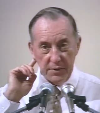 Derek Prince - Opening Your Heart To The Word Is Switching On The Light In Your Mind