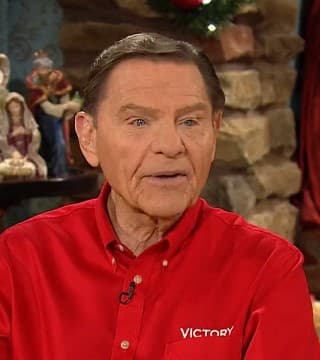 Kenneth Copeland - Christmas Through the Eyes of Faith