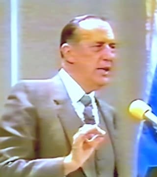 Derek Prince - How Derek and Ruth Worked Out The Great Commission