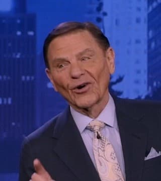 Kenneth Copeland - Death Is Swallowed in Victory