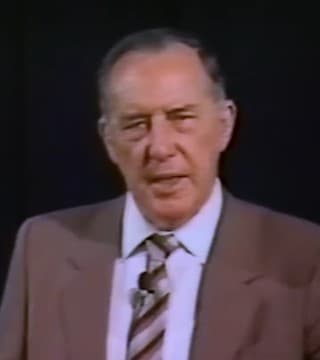 Derek Prince - The New Testament Meaning Of Passover