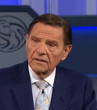 Kenneth Copeland - Being Covenant-Minded All the Time