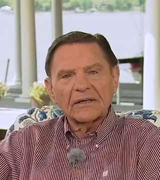 Kenneth Copeland - Pray in Faith and Stay in Love