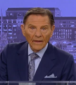 Kenneth Copeland - Live By Faith and Walk In Love
