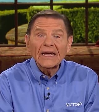 Kenneth Copeland - Faith Believes Without Seeing