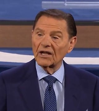 Kenneth Copeland - God's Words Contain Life