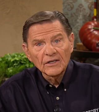 Kenneth Copeland - Having a Heart of Thanksgiving
