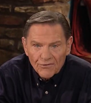 Kenneth Copeland - It's Your Decision To Get Out of Debt