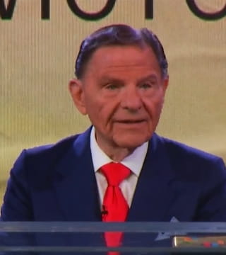 Kenneth Copeland - We Walk by Faith, Not by Sight