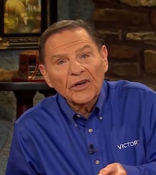 Kenneth Copeland - The Covenant Versus the Contradiction