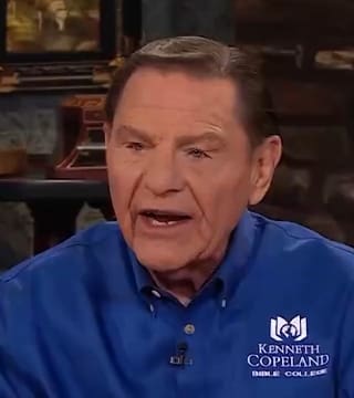Kenneth Copeland - Listen To the Holy Spirit Within