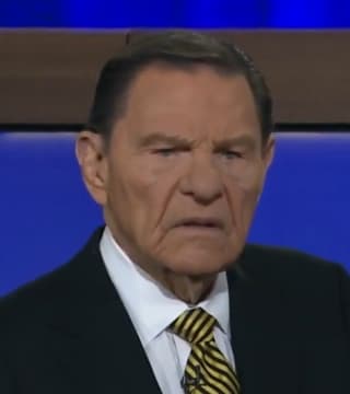 Kenneth Copeland - Act on the Truth of God's WORD