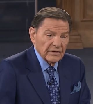 Kenneth Copeland - Jesus' Ascension Gives You Access to the Spirit of Power