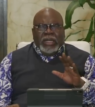 TD Jakes - Are You Seeking His Fruit or His Gifts?