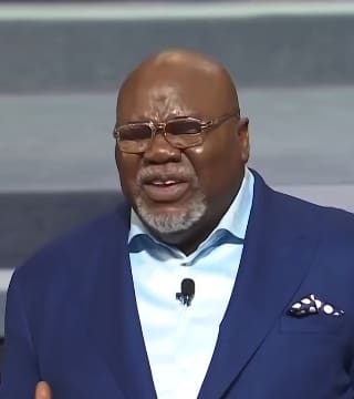 TD Jakes - Discovering the Courage to Embrace Grace