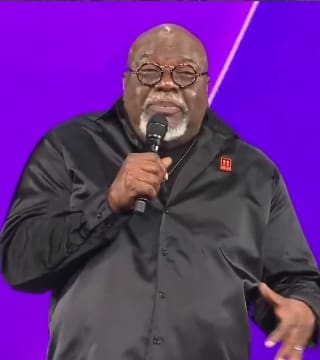 TD Jakes - How Can I Maintain Confidence in God?