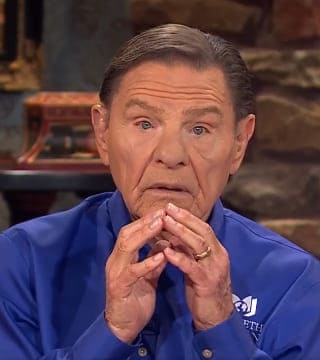 Kenneth Copeland - The Power of THE BLESSING Overcomes Division