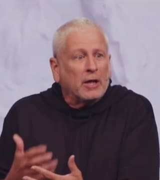 Louie Giglio - Defiant Worship in the Midnight Hour