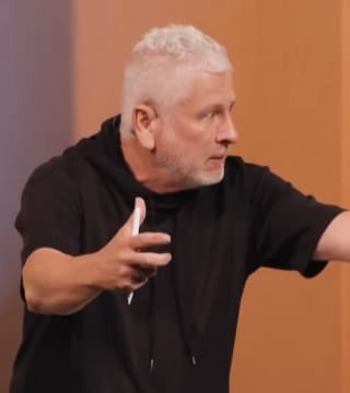 Louie Giglio - What It Means to Live as a Christian - Part 2