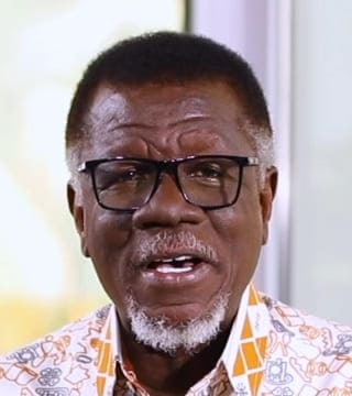 Mensa Otabil - God Is With Us