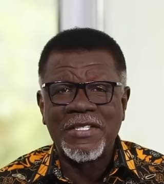 Mensa Otabil - God Prepares a Table for You