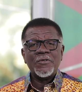 Mensa Otabil - In the Right Place at the Right Time