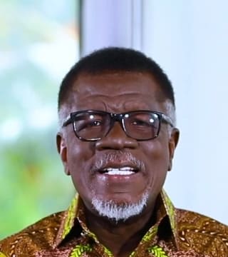 Mensa Otabil - Prevailing Through Praise