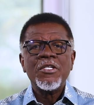 Mensa Otabil - The Lord Be Magnified