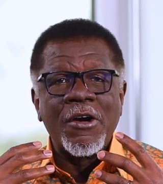 Mensa Otabil - The Lord Delivered Me