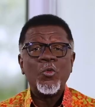 Mensa Otabil - The Lord Has Given Me a New Song