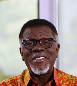 Mensa Otabil - The World Is Passing Away