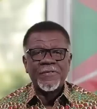 Mensa Otabil - God Goes Before Us