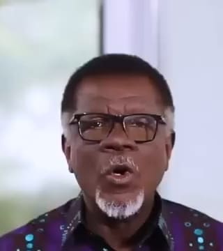 Mensa Otabil - God Sees You